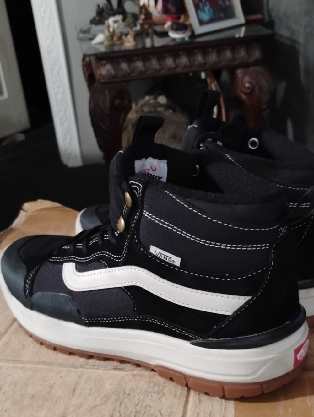 VANS Ultra Range Hiking Shoes
